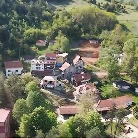 فندق Domacinstvo Jolovic كرالييفو المظهر الخارجي الصورة